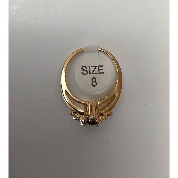 Ring Gold with Red Stone/gem - Picture 3 of 6